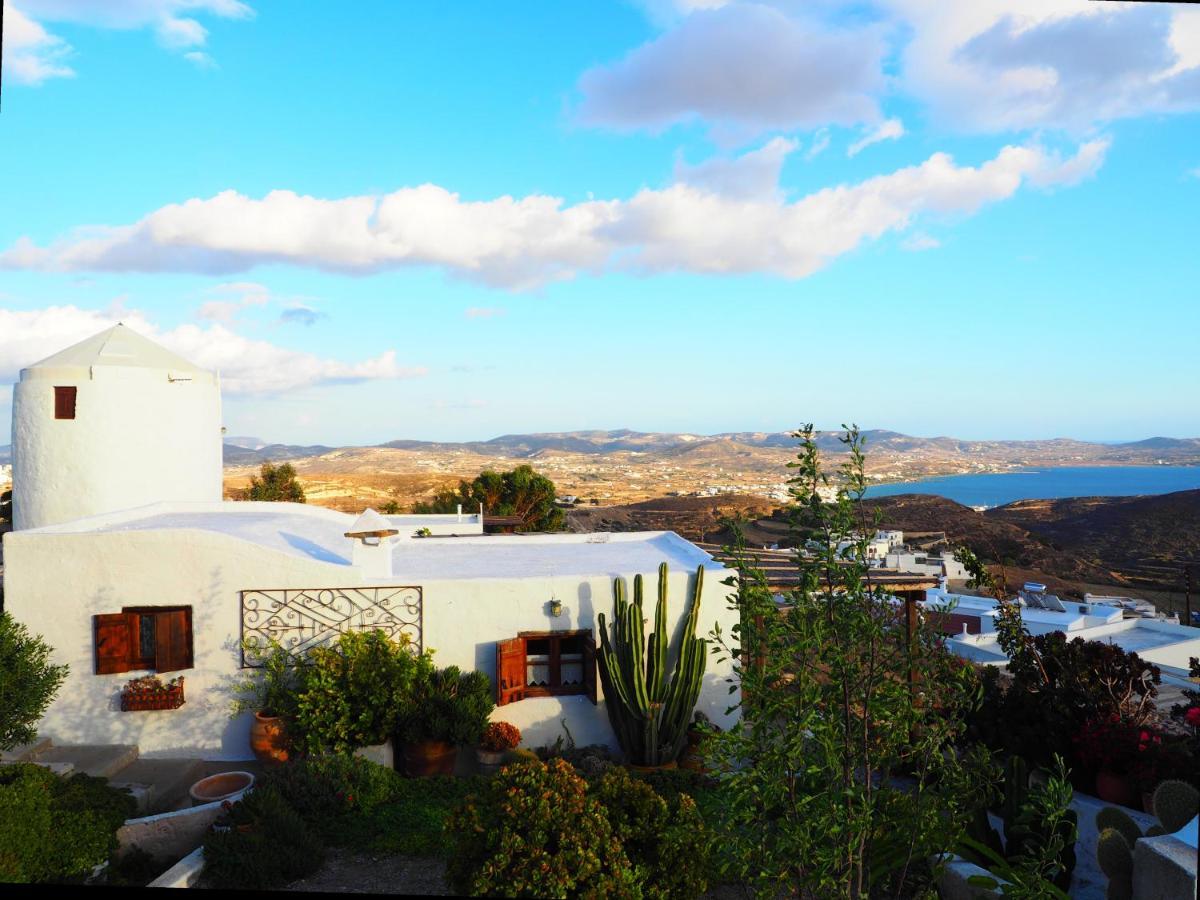 Anastasia'S Windmill And Anastasia'S Studio Plaka  Extérieur photo