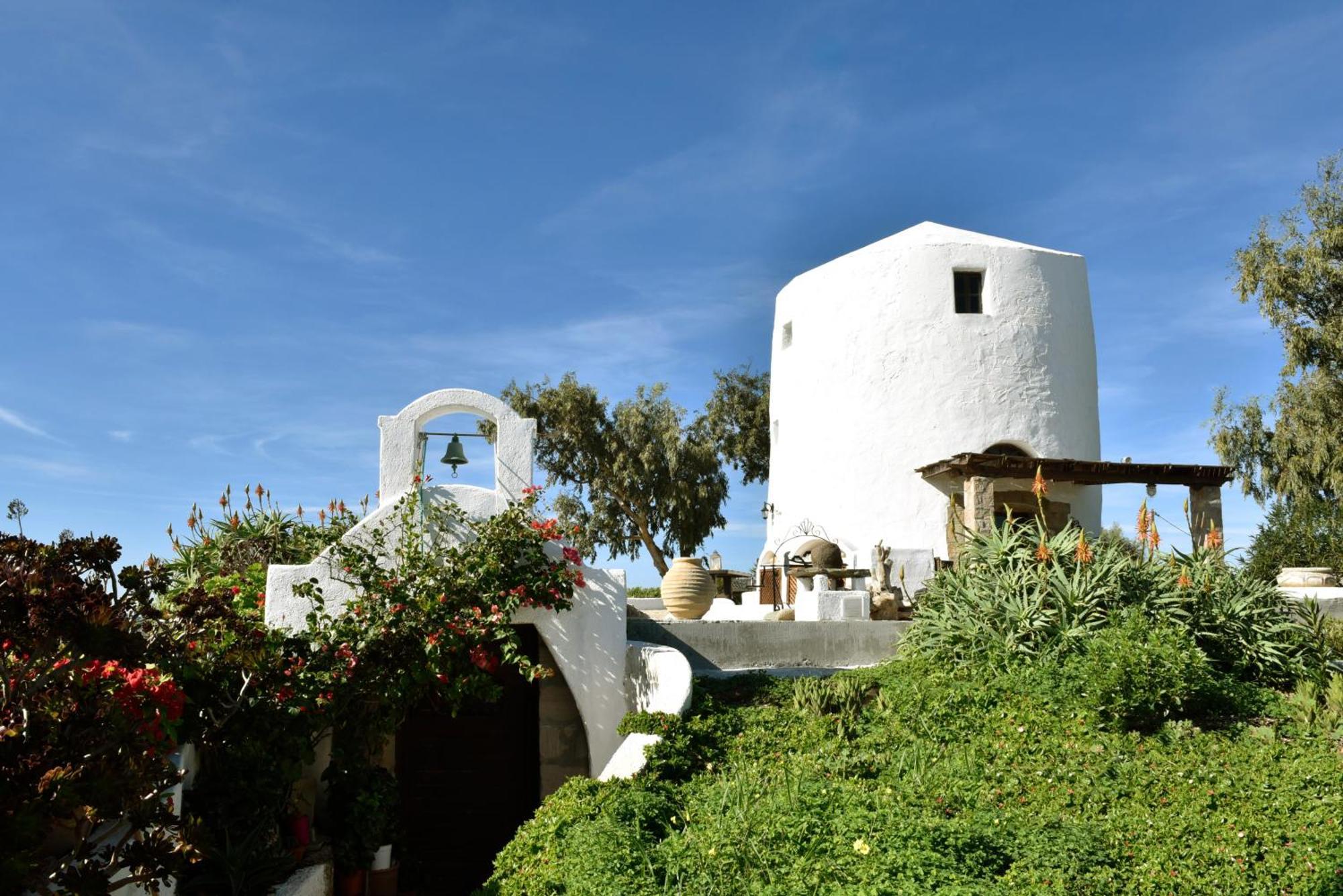 Anastasia'S Windmill And Anastasia'S Studio Plaka  Extérieur photo